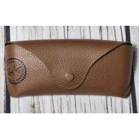 Ray-Ban Sunglasses Semi-Hard Case Brown Leather W/ Logo, Black Felt Inside - Picture 1 of 6